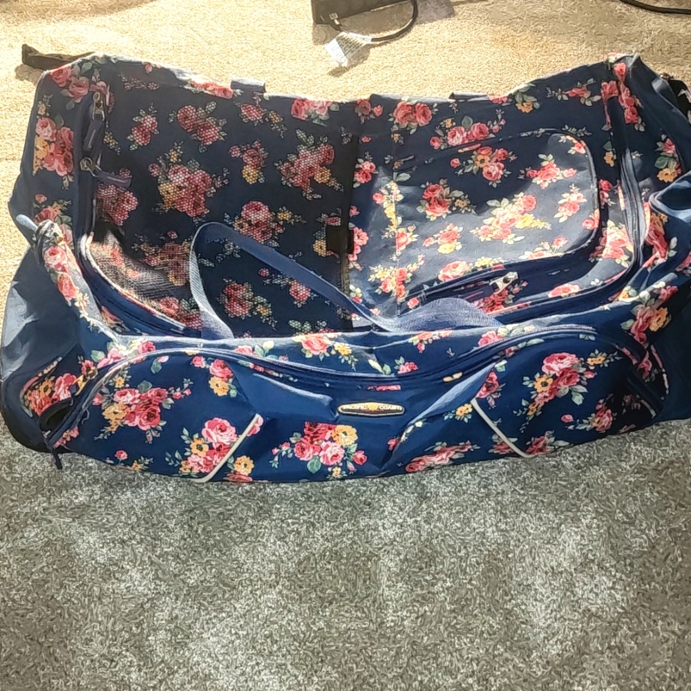 LARGE rolling duffle bag